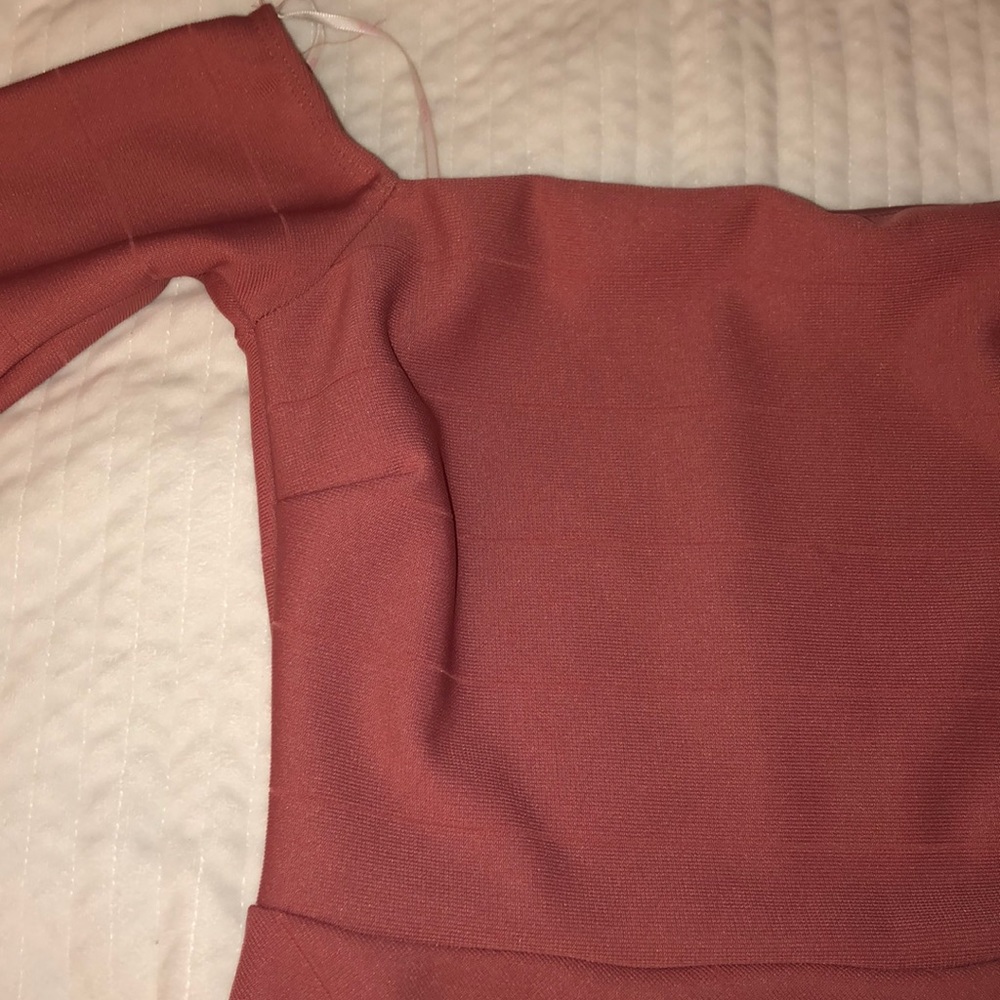 Dress - Picture 3 of 3